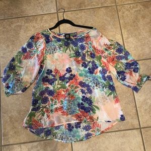 ♦️ 5 for $25! ♦️ Floral Blouse